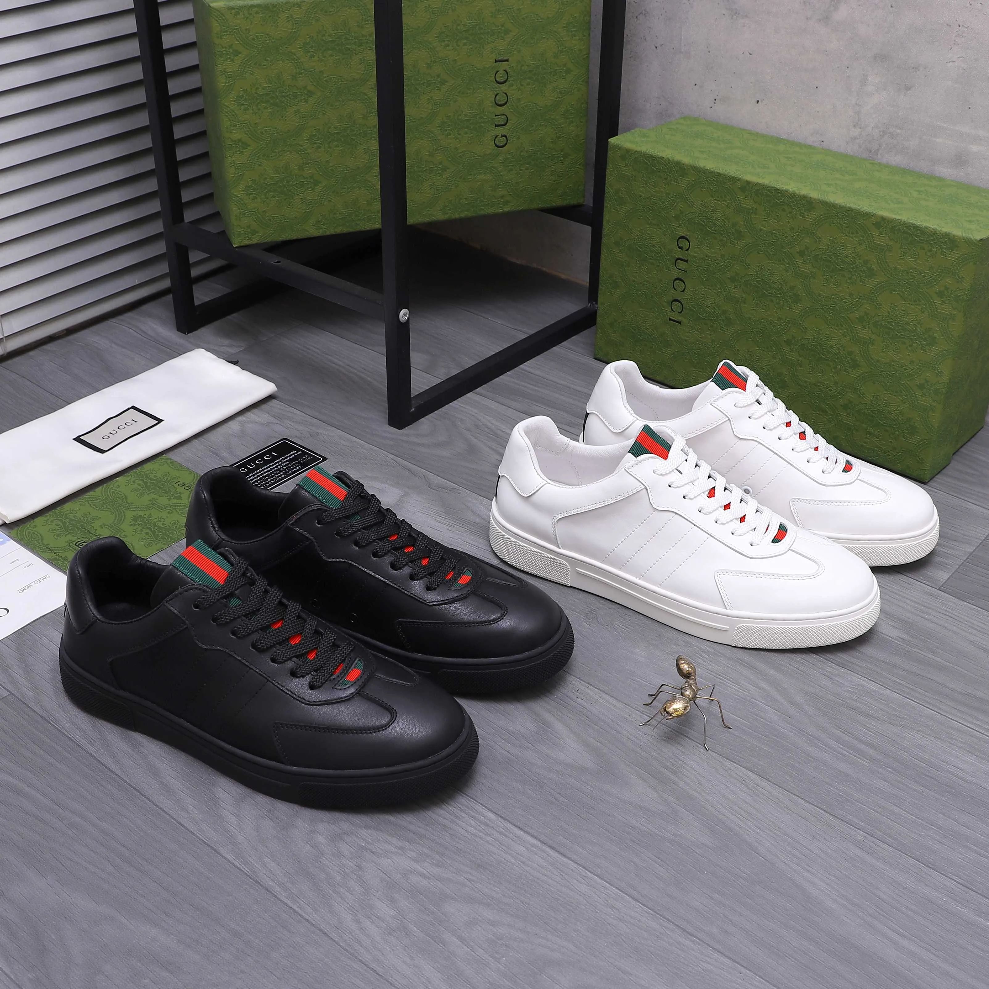 Men's shoes 💰p400 Product trademark: GUCCI "Gucci" casual lace-up men's shoes Regular size: 38-45 (45 is custom-made and non-returnable) Product materials: Selected high-quality cowhide upper, pigskin lining, original rubber outsole